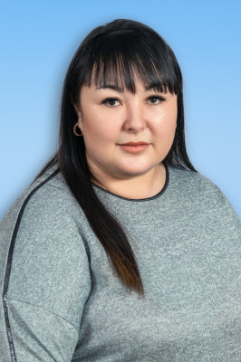 Воспитатель первой категории Курмашева Елена Кабдгалиевна